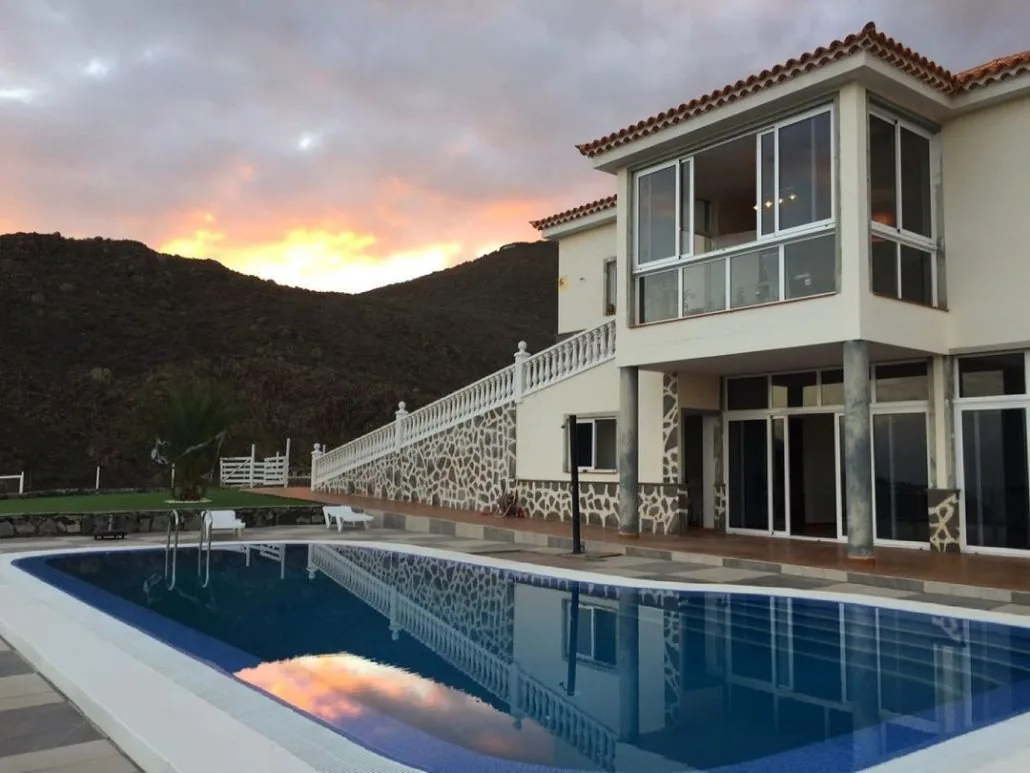 Exterior y vistas — Finca La Fortaleza