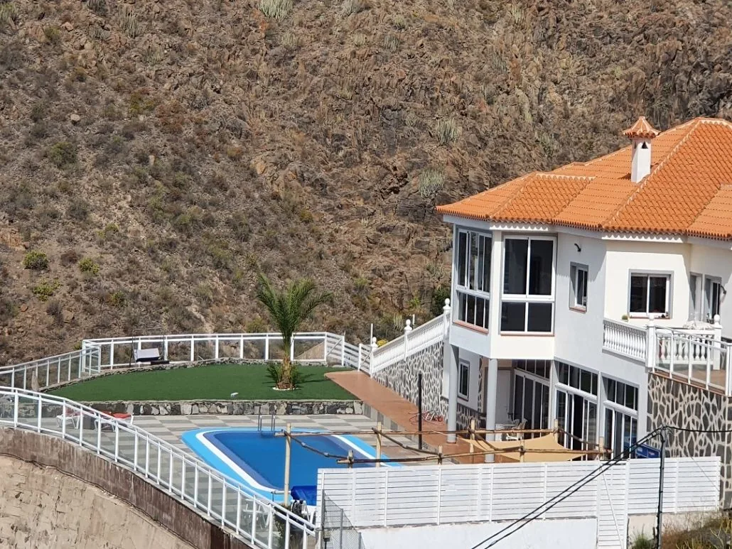 Exterior y vistas — Finca La Fortaleza