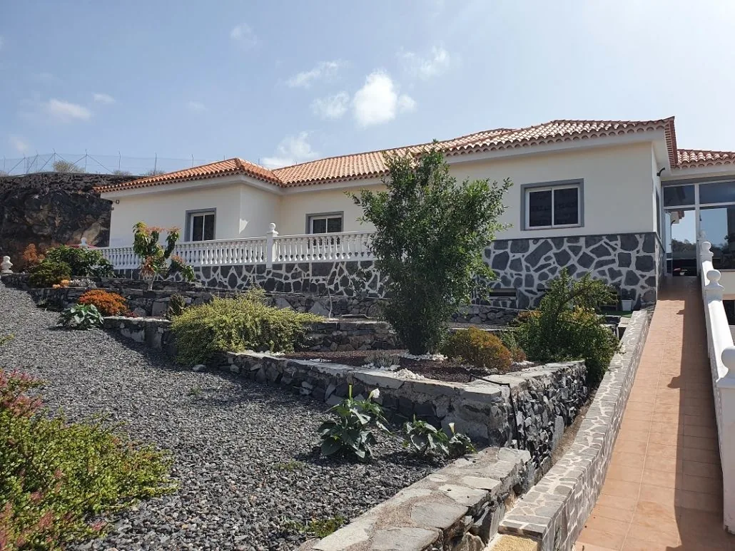 Exterior y vistas — Finca La Fortaleza