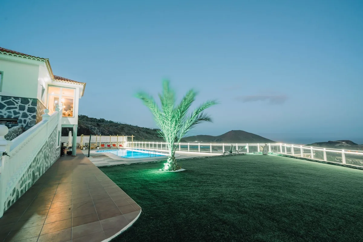 Exterior y vistas — Finca La Fortaleza