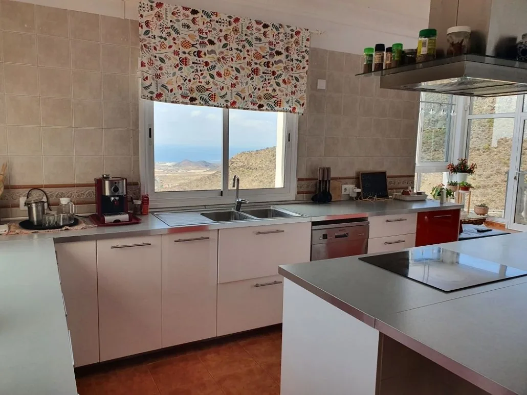 Cocina y comedor — Finca La Fortaleza